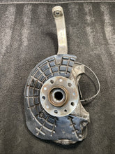 2014 Maserati Ghibli Front Right Spindle Knuckle Wheel Hub OEM 62k