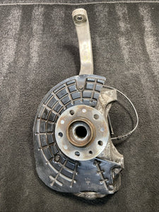 2014 Maserati Ghibli Front Right Spindle Knuckle Wheel Hub OEM 62k