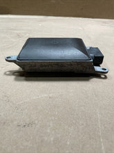 8U0 907 568F 15-18 Audi Q3 Rear Left Blind Spot Radar Lane Change Warning Sensor OEM