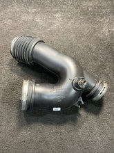 JL349B642CA 2018-2021 Ford Expedition Engine air Intake Inlet Duct W/ Sensor OEM JL349B642CA