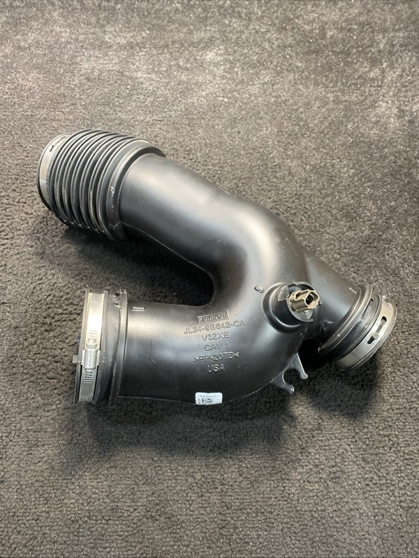 JL349B642CA 2018-2021 Ford Expedition Engine air Intake Inlet Duct W/ Sensor OEM JL349B642CA