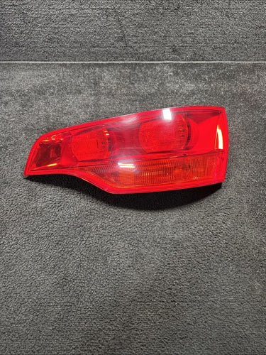 2007 Audi Q7 Right Taillight Lamp OEM