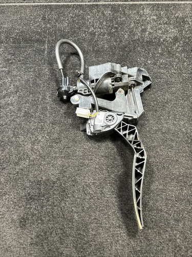53034160AE 2021 Dodge Ram 3500 Accelerator Gas Pedal Assembly OEM 53034160AE