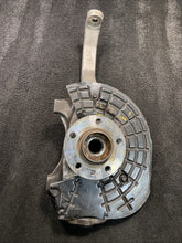 2014 Maserati Ghibli Front Left Spindle Knuckle Wheel Hub OEM