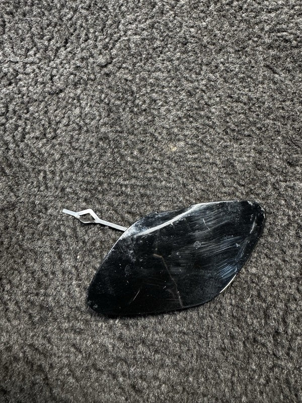 42799267 2025 Cadillac CT5-V Front Bumper Tow Cap Cover Black OEM 42799267