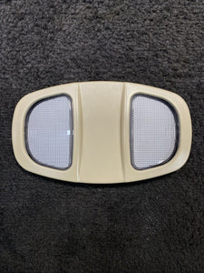 2322 Z8813 2002-2007 Saturn Vue Equinox Overhead Center Dome Roof Light Cover Lens OEM