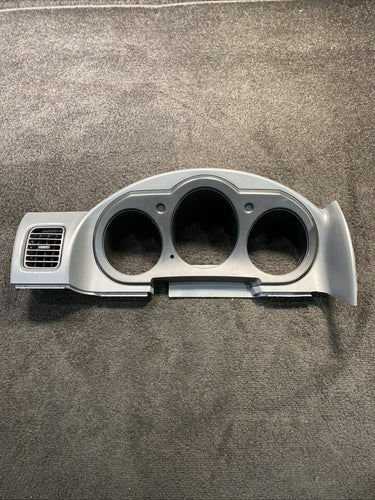 68240 7Z60 02-04 Nissan Xterra Speedometer Instrument Cluster Trim Bezel OEM 68240 7Z60