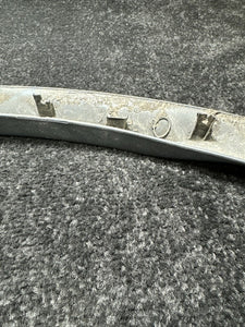 HY32290E32AC 2018 Land Rover Discovery Rear Right Fender Flair Molding OEM HY32290E32AC