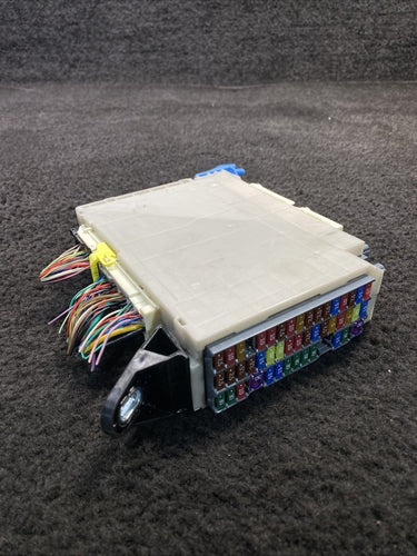 89221-24080 2015-2019 Lexus RC200 RC300 Multiplex Network Body Control Module OEM 89221-2408