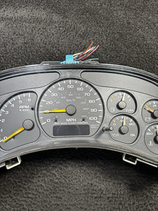 15758076 2000-2002 Chevy Suburban Speedometer Gauge Cluster 262k OEM 15758076