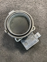 1998-2002 Isuzu Trooper Mass Air Flow Sensor MAF OEM