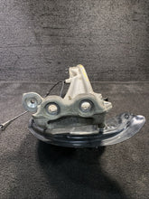 4990718 2016-2020 Tesla Model X Front Right Passenger Spindle Knuckle Hub OEM 1027316-00