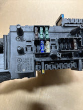 A1729000614 2017-2020 Mercedes W172 SLC SLK Body Control Module Fuse Relay Box  OEM