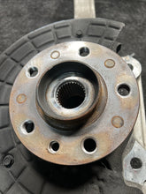 06700320520 2017 Maserati Levante Front Right Spindle Knuckle Wheel Hub OEM 06700320520