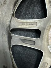 9595976 2005-2007 Pontiac Grand Prix 17” Factory Rim 17x6.5 OEM 9595976