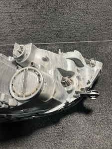 2007 Mercedes Benz ML350 Right Side Halogen Headlight Lamp OEM