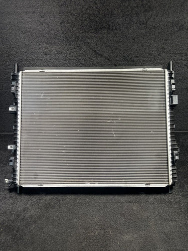 FR338005BG 2018 Ford Mustang GT 5.0L Engine Cooling Radiator OEM FR338005BG