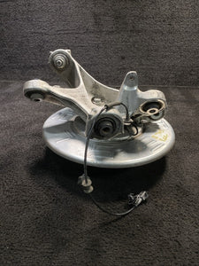 1044411-00-F 17-23 Tesla Model 3 Rear Left Knuckle Spindle Hub & Dust Shield OEM 1044411-00-F