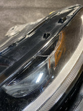 92101-G9500 22-23 Genesis G70 Front Left Driver Headlight Lamp LED OEM *DAMAGED* 92101-G9500