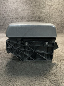7L6863762 06-10 Volkswagen Touareg Center Console Storage Lid Armrest Gray OEM 7L6863762