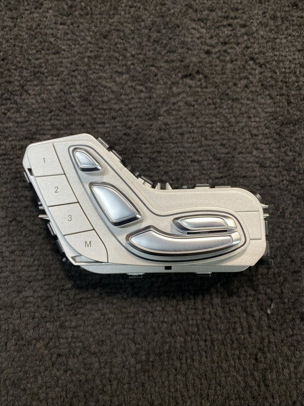 A2139050004 2018 Mercedes E63s AMG Front Left Door Seat Memory Adjust switch OEM A2139050004