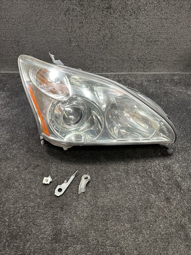 2007 Lexus RX350 Xenon Front Right Headlight OEM *Damaged*
