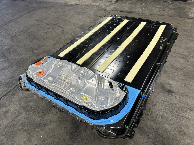 TG124336003K7R 2025 Tesla Model Y AWD High Voltage Hybrid Battery 826 original Miles