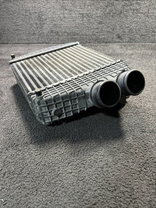 16474840 2014 Maserati Quattroporte Front Right Intercooler Radiator OEM 16474840