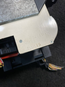65811384121 1989-1995 BMW E34 525i Front HVAC Climate Control W/ Radio Bezel OEM 65811384121