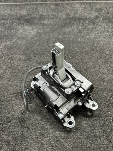 8W1713041 2019 Audi A4 Automatic Gear Shifter Drive Select Assembly OEM 8W1713041