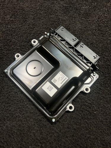 32242004 2019 Volvo XC90 Engine Control Unit ECU OEM 32242004