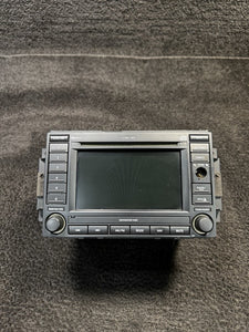 56038646AK 2005-2007 Jeep Grand Cherokee Radio Stereo Screen CD Player OEM 56038646AK