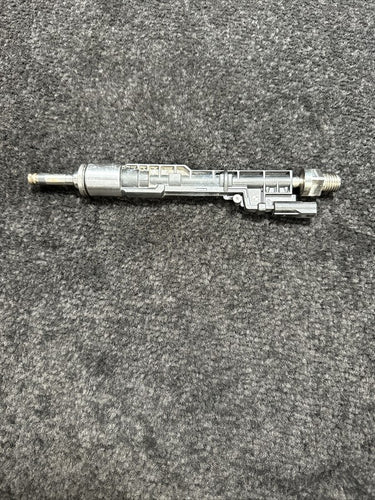 13647645956 2016 BMW X6M S63 Fuel Injectors OEM 13647645956