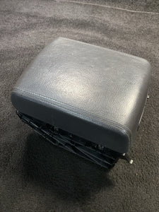 7L6863762 06-10 Volkswagen Touareg Center Console Storage Lid Armrest Gray OEM 7L6863762