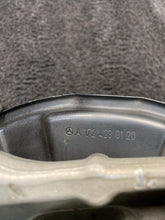A1724230120 12-20 Mercedes SLK250 Rear left Spindle Knuckle Wheel Hub OEM A1724230120