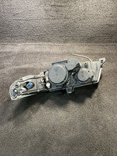 89008305 2002-2005 Saab 9-5 Valeo Headlight Assy Right Passenger HID Xenon OEM 89008305