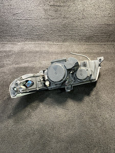 89008305 2002-2005 Saab 9-5 Valeo Headlight Assy Right Passenger HID Xenon OEM 89008305