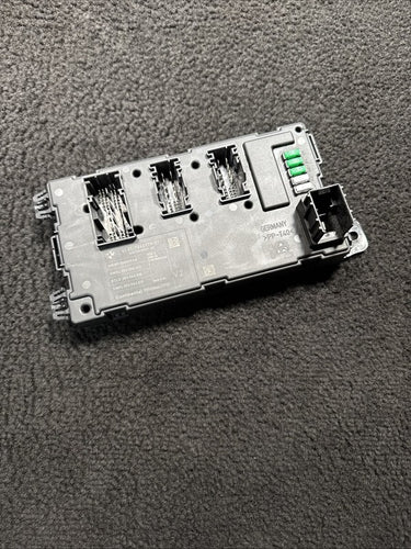 9866979 2017 BMW 330i Body Control Unit Module BCM OEM 9866979