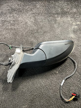 2016 Volkswagen Passat Right Side Power Door Mirror Heated OEM