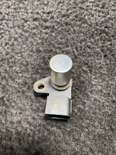 Intermotor Engine Camshaft Positioner Sensor CSS922￼