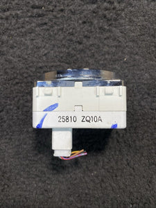 25810ZQ10A 2008-2010 Infiniti QX56 Dash Analog Clock OEM 25810ZQ10A