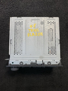 15234935 2003-2009 Chevrolet GMC Radio Stereo CD Player Head Unit OEM 15234935