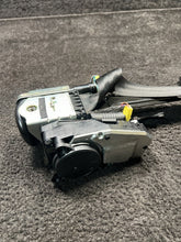 639910400Y 2018 Audi S4 Front Right Seatbelt Retractor Black OEM 639910400Y