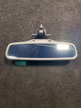 015469 2006 Volvo XC90 Rear View Mirror Auto Dimming Gray OEM 015469