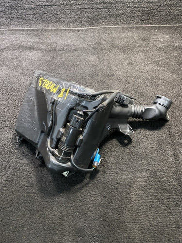1090850-00-E 17-2023 Tesla Model 3 Windshield Washer Reservoir Tank W/ Motor OEM 1090850-00-E