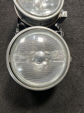 2002 Jaguar Vandenplas Left Side Headlight Lamp Halogen OEM