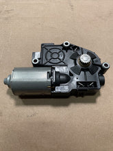 1734174A 2016 BMW X6M Sun Roof Motor OEM 1734174A