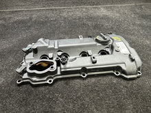 22410-2E650 2013-2019 Hyundai Sonata Hybrid 2.4L Valve Cover OEM 22410-2E650