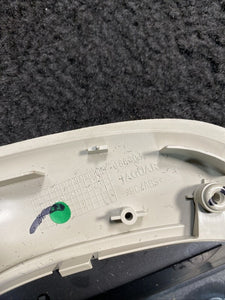 186203 2002-2008 Jaguar X-Type Center Overhead Dome Light Lamp Assembly Tan OEM 186203