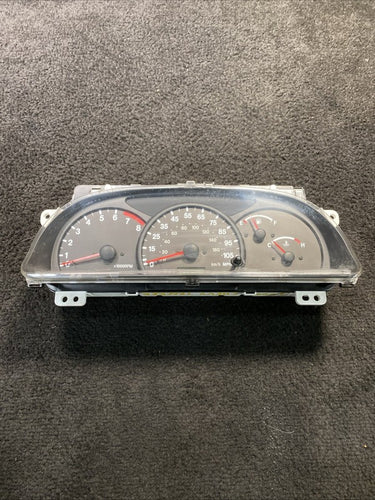 30020768 1999-2004 Chevrolet Tracker Speedometer Instrument Gauge Cluster OEM 30020768